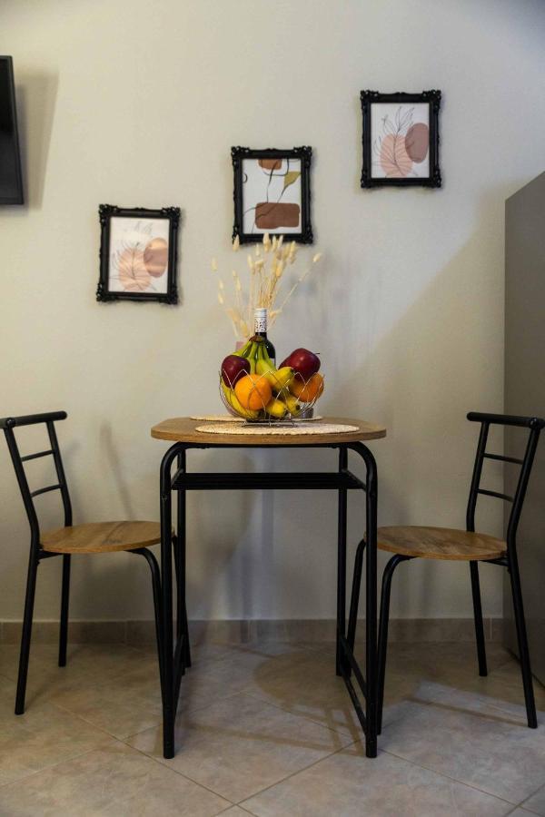 Heart Of The Town Studios Axd 3 Alexandroupoli Esterno foto